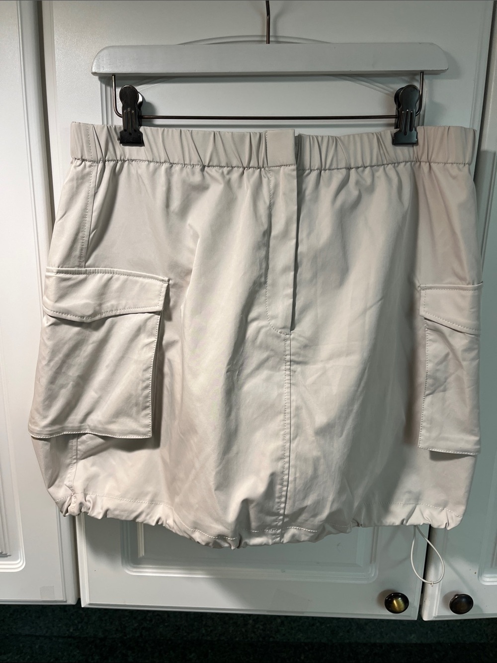 Aritzia The Group Babaton Cargo Pocket Drawstring Skirt